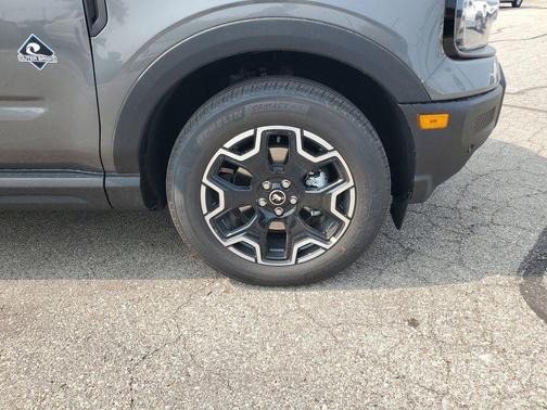 Carbonized Gray Metallic 2025 Ford Bronco Sport Outer Banks