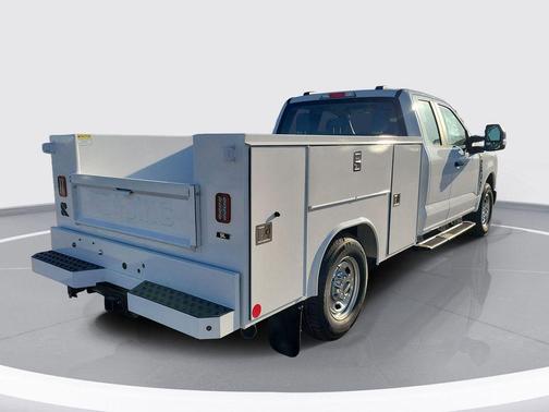 Oxford White 2026 Ford F-250 XL