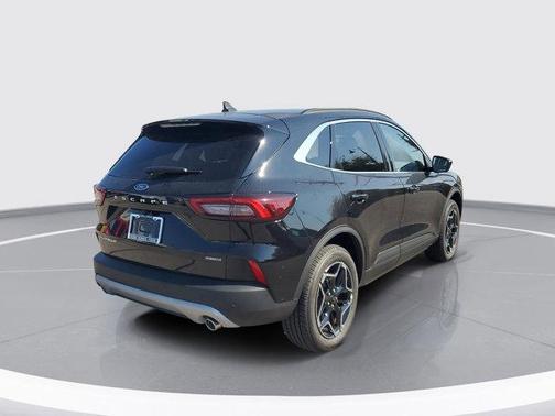 2026 Ford Escape Platinum