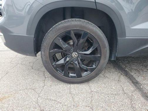 2022 Volkswagen Taos 1.5T SEL