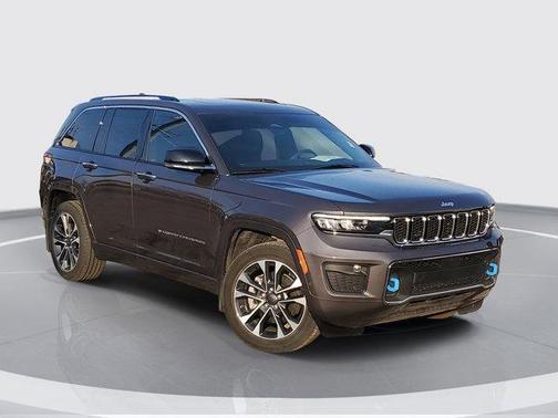 2022 Jeep Grand Cherokee 4xe Overland