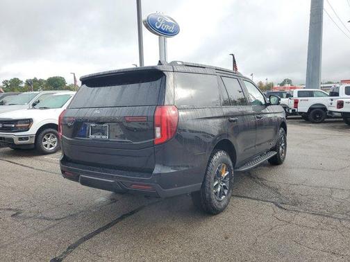 2025 Ford Expedition Tremor