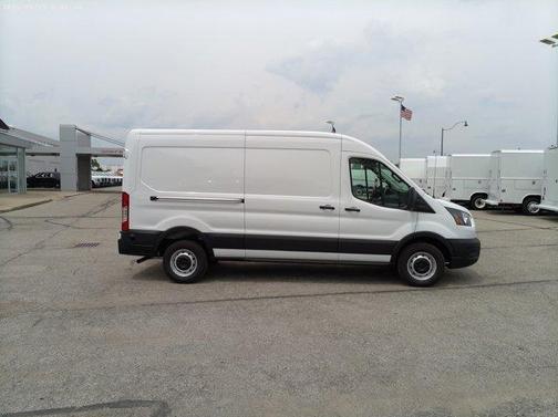 2025 Ford Transit-250 148 WB Medium Roof Cargo