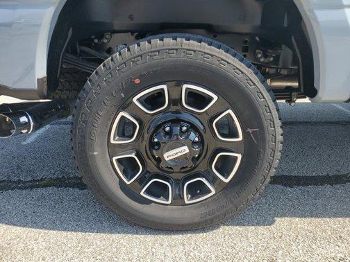 2025 Ford F-350 Platinum