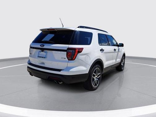 2019 Ford Explorer sport