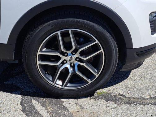 2019 Ford Explorer sport