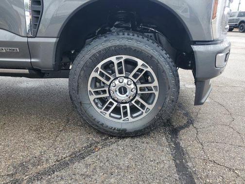 2026 Ford F-350 Platinum