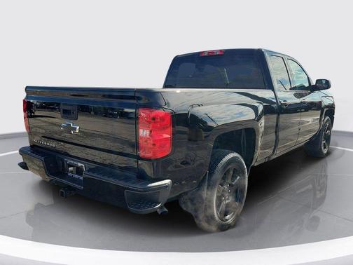 Black 2018 Chevrolet Silverado 1500 Custom