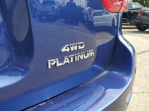 2017 Nissan Pathfinder Platinum