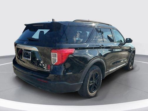 Black Metallic 2023 Ford Explorer XLT