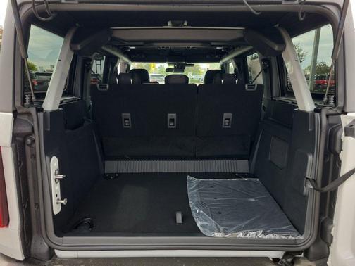 Avalanche Gray 2026 Ford Bronco Big Bend