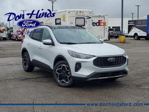 2026 Ford Escape Platinum