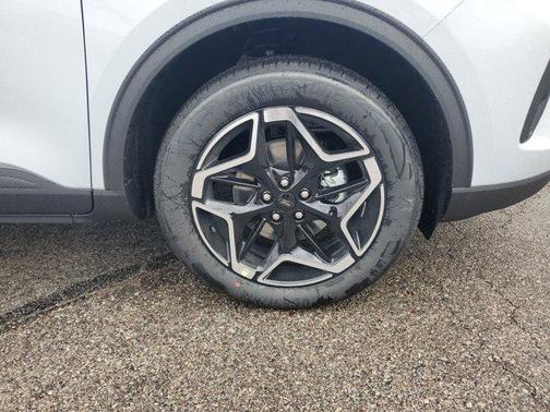 2026 Ford Escape Platinum