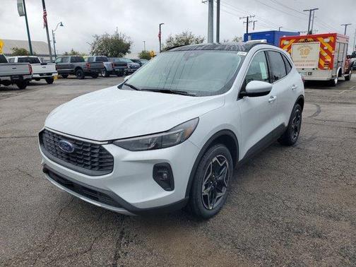 2026 Ford Escape Platinum