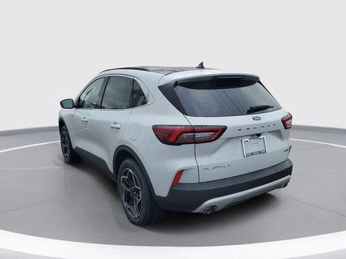 2026 Ford Escape Platinum