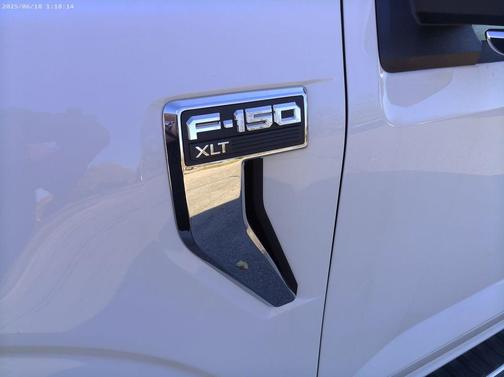 Oxford White 2025 Ford F-150 XLT
