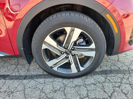 Runway Red 2023 Kia Sorento Hybrid EX