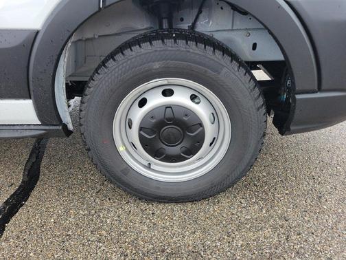 Oxford White 2026 Ford Transit-250 Base