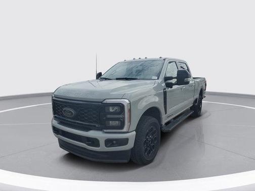 2025 Ford F-350 Lariat Super Duty