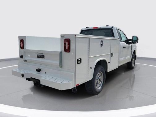 Oxford White 2026 Ford F-250 XL