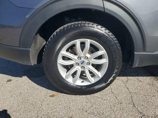 2021 Ford Explorer Base