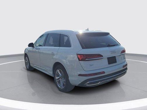 2023 Audi Q7 55 Prestige
