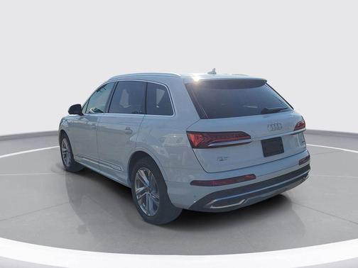 2023 Audi Q7 55 Prestige
