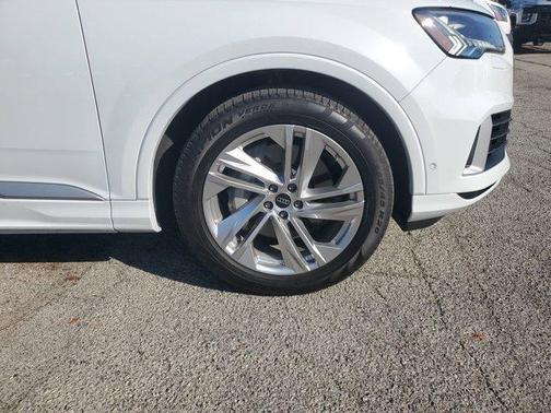 2023 Audi Q7 55 Prestige