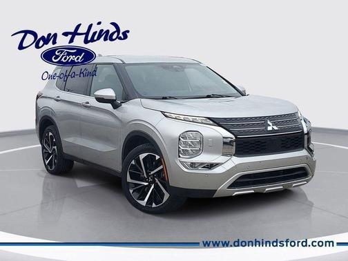 2023 Mitsubishi Outlander SE
