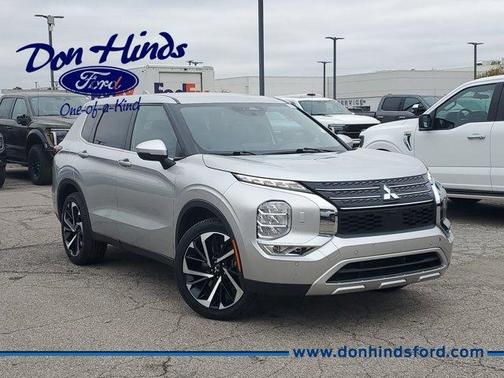2023 Mitsubishi Outlander SE