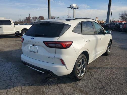 2023 Ford Escape ST-Line Select