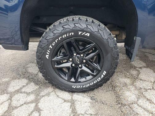 2021 Chevrolet Silverado 1500 Custom Trail Boss