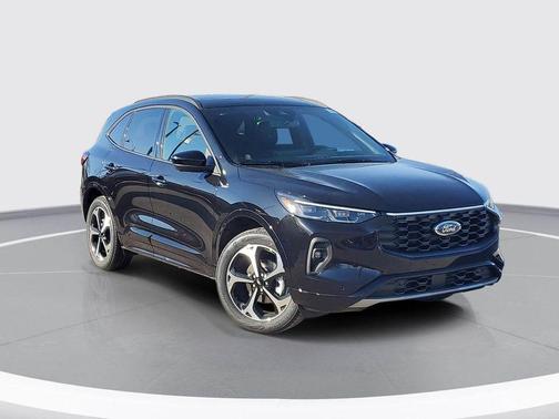 2026 Ford Escape ST-Line Elite