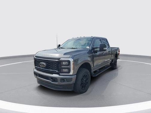 2025 Ford F-350 XLT