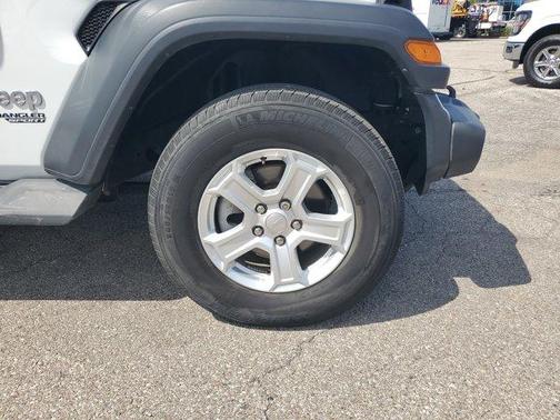2019 Jeep Wrangler Sport