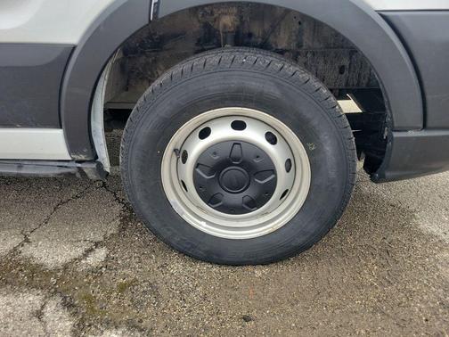 Oxford White 2023 Ford Transit-250 Base