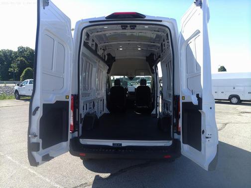 Oxford White 2026 Ford Transit-250 Base