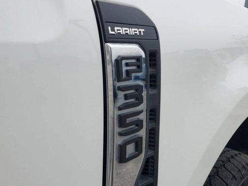 2023 Ford F-350 Lariat Super Duty