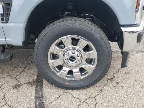 2025 Ford F-350 Lariat Super Duty