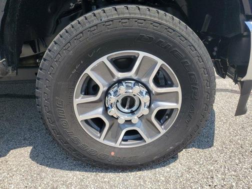 2025 Ford F-350 Lariat Super Duty