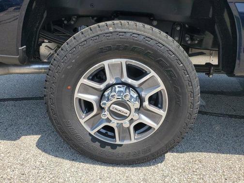 2025 Ford F-350 Lariat Super Duty