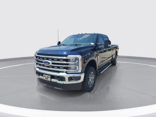 2025 Ford F-350 Lariat Super Duty