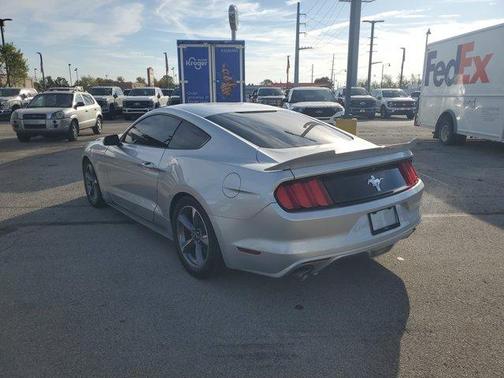 2016 Ford Mustang V6