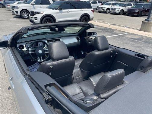 2011 Ford Mustang V6 Premium