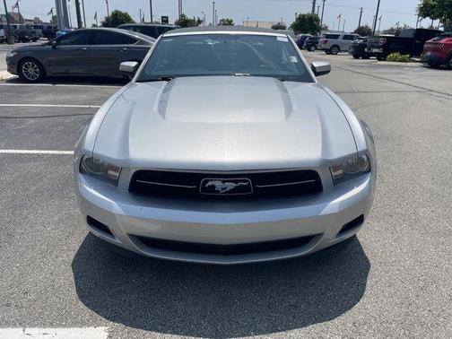 2011 Ford Mustang V6 Premium