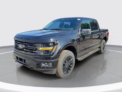 Black Metallic 2026 Ford F-150 XLT
