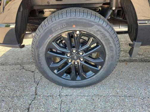 Black Metallic 2026 Ford F-150 XLT