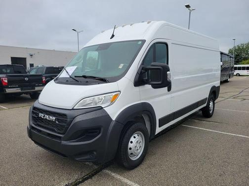 Bright White Clearcoat 2023 RAM ProMaster 2500 High Roof