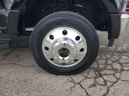 2022 Ford F-450 Lariat