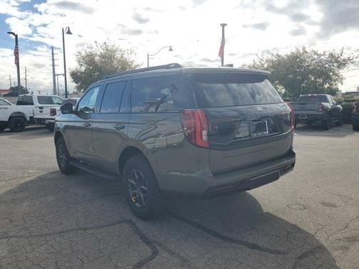 2025 Ford Expedition Tremor